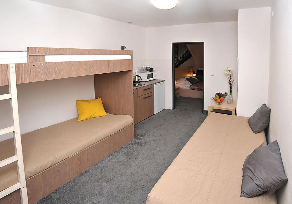 Andel Apartmany Praha Bagian luar foto